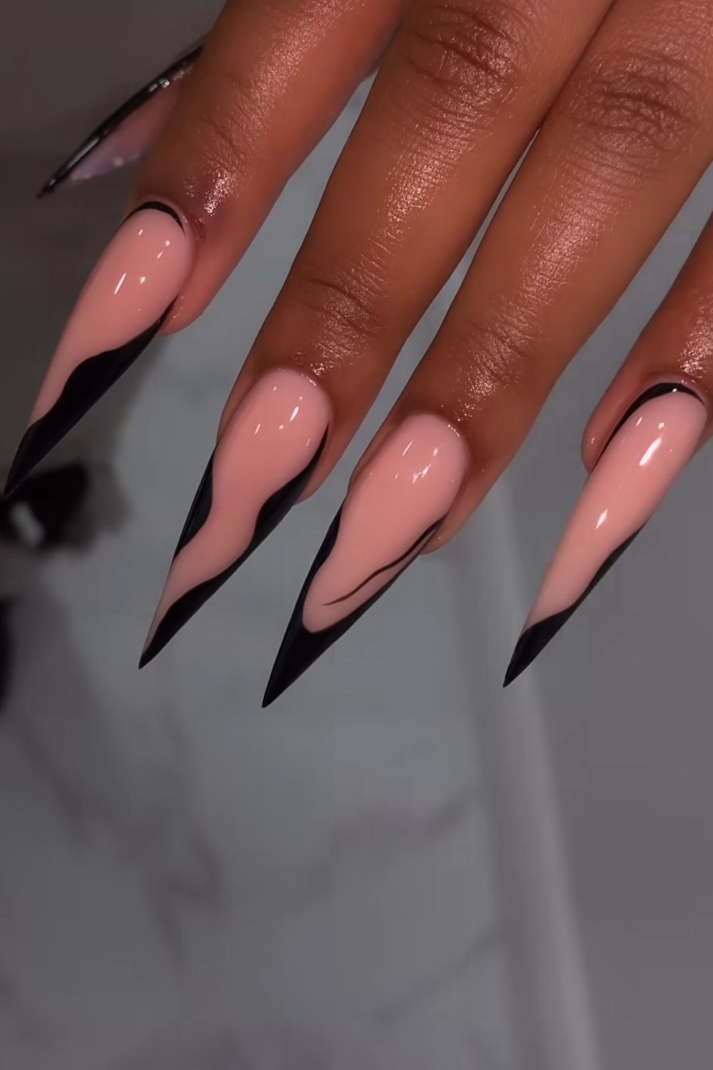 Curved Stiletto Drama