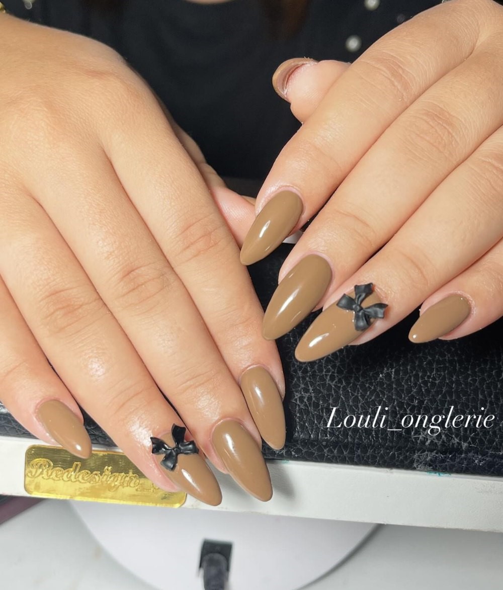 Almond Browns with Black Bow Accent