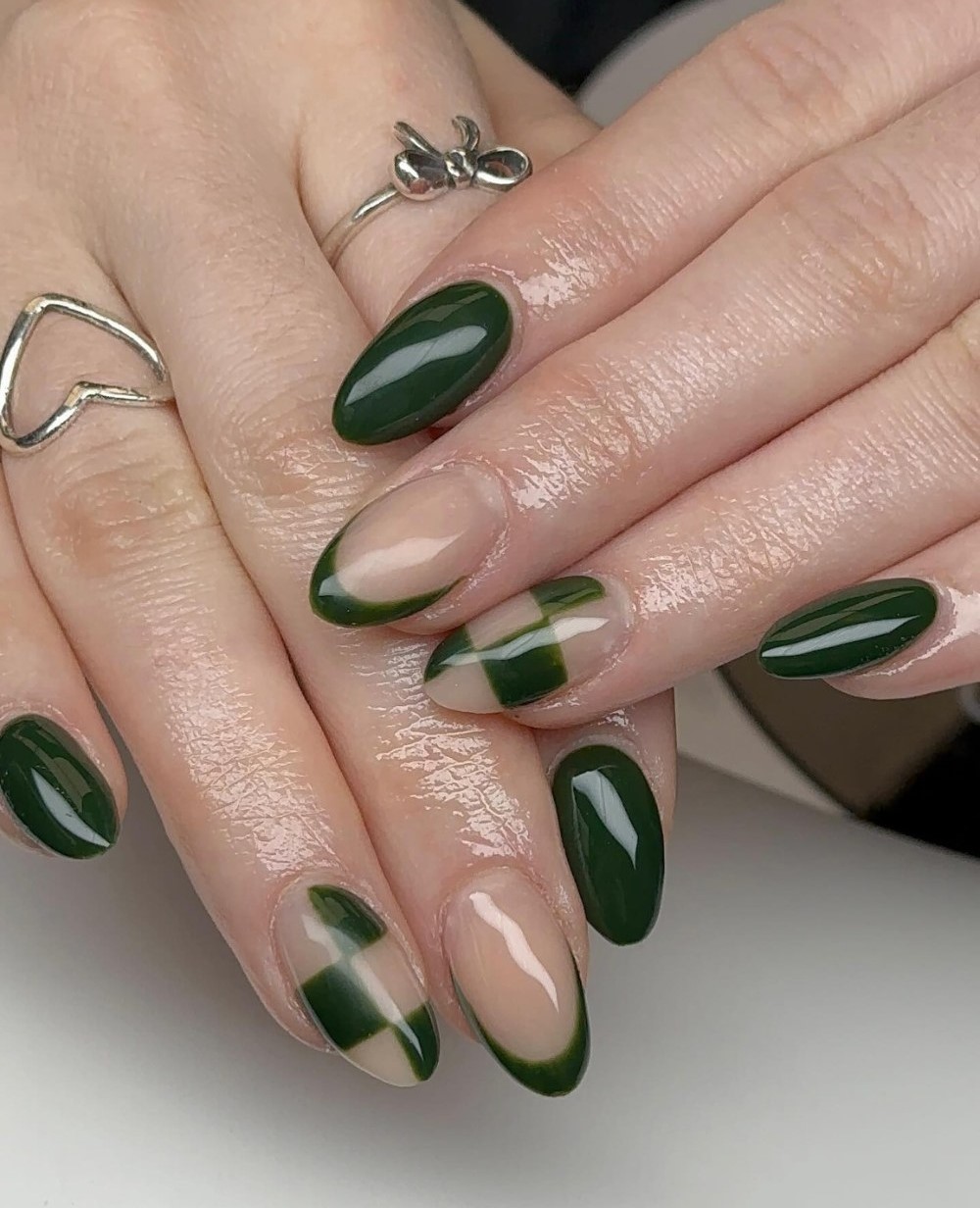 Forest Green with Nude Negative Space