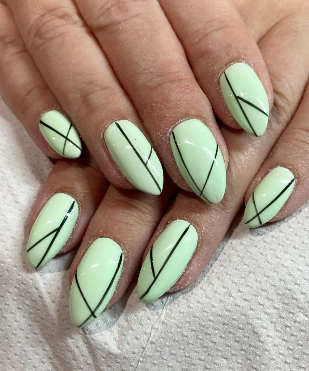 Geometric Black Lines