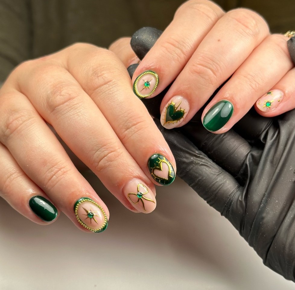 Geometric Pale Pink on Forest Green