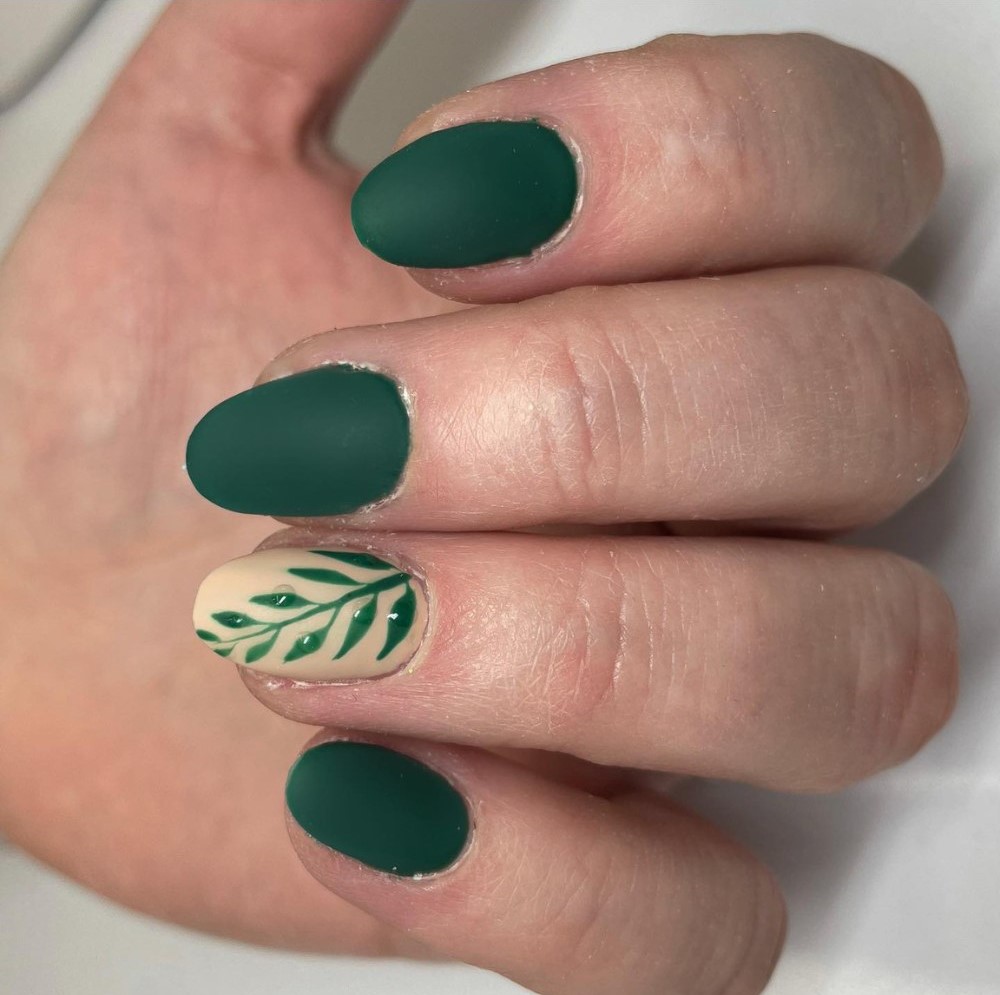 Forest Green with Beige Leaf Art