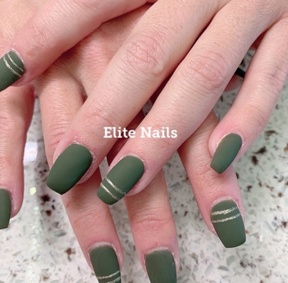 Matte Stripe Moment