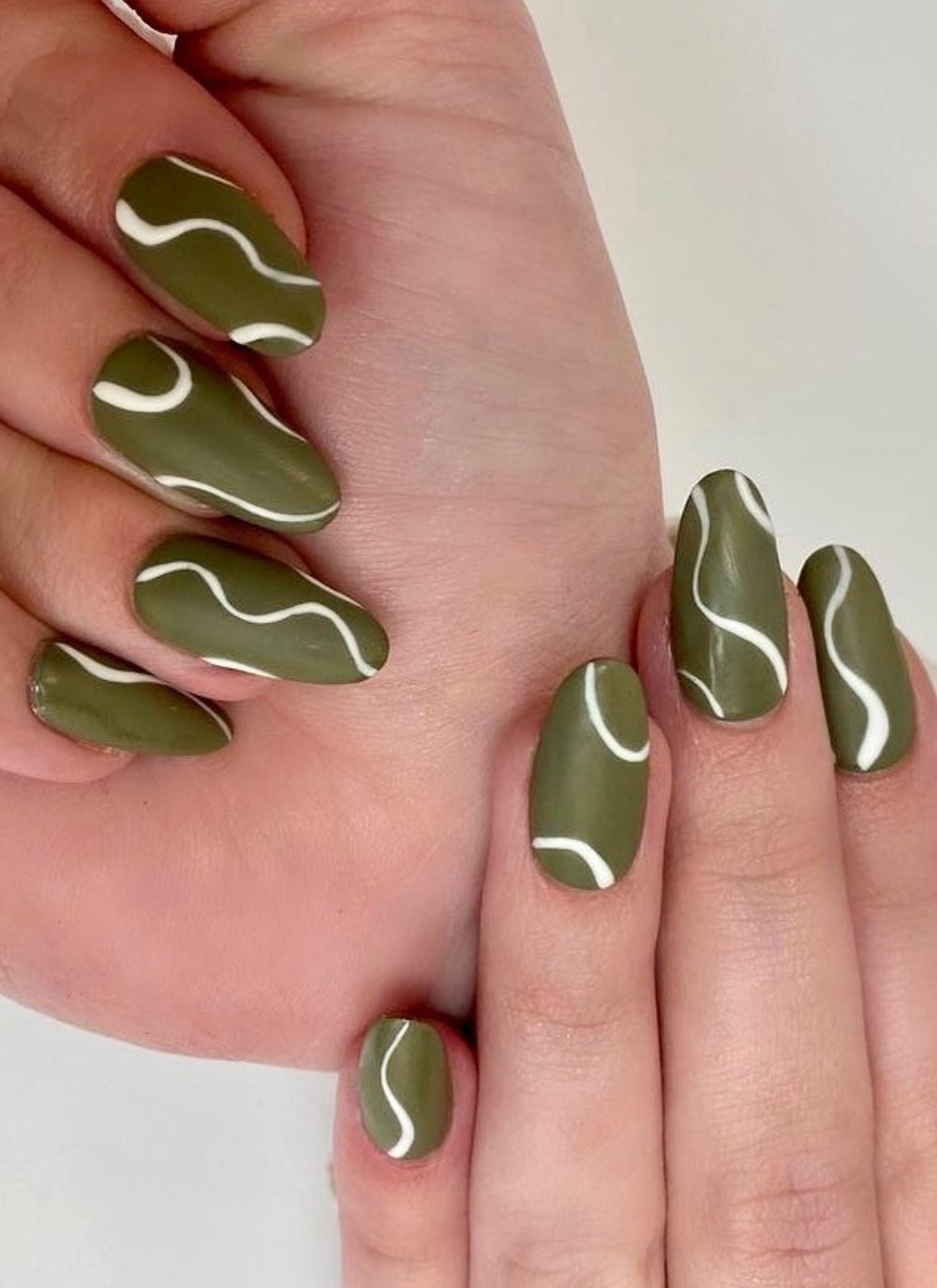 Minimalist Waves