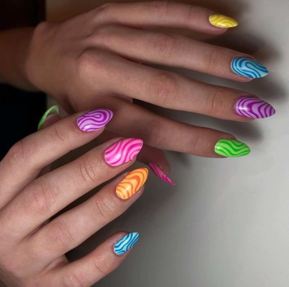 Swirl Rainbow