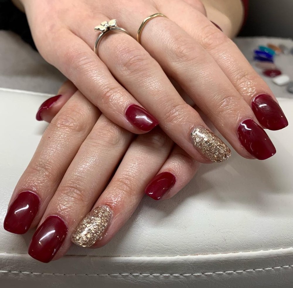 Classic Burgundy with Gold Sparkle