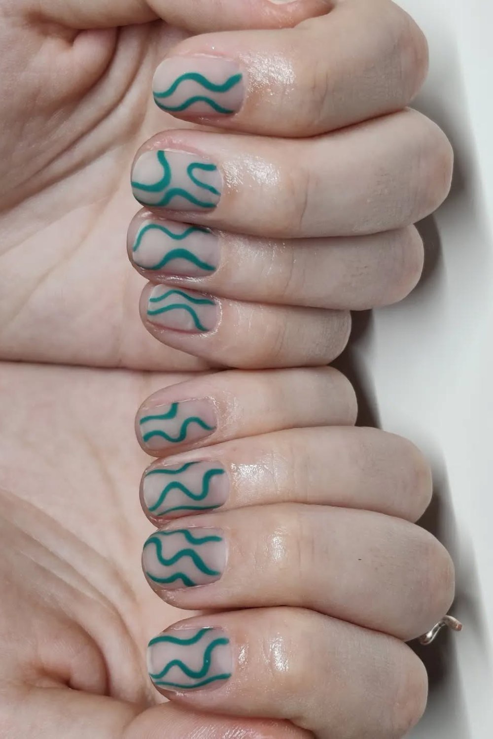 Wavy Minimalist Lines