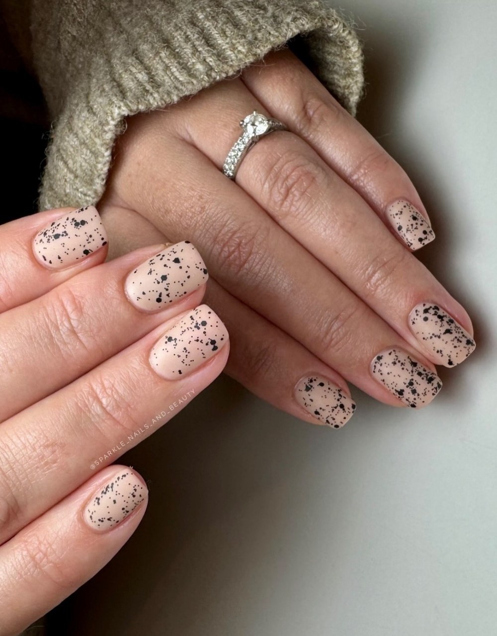 Nude Speckled Simplicity