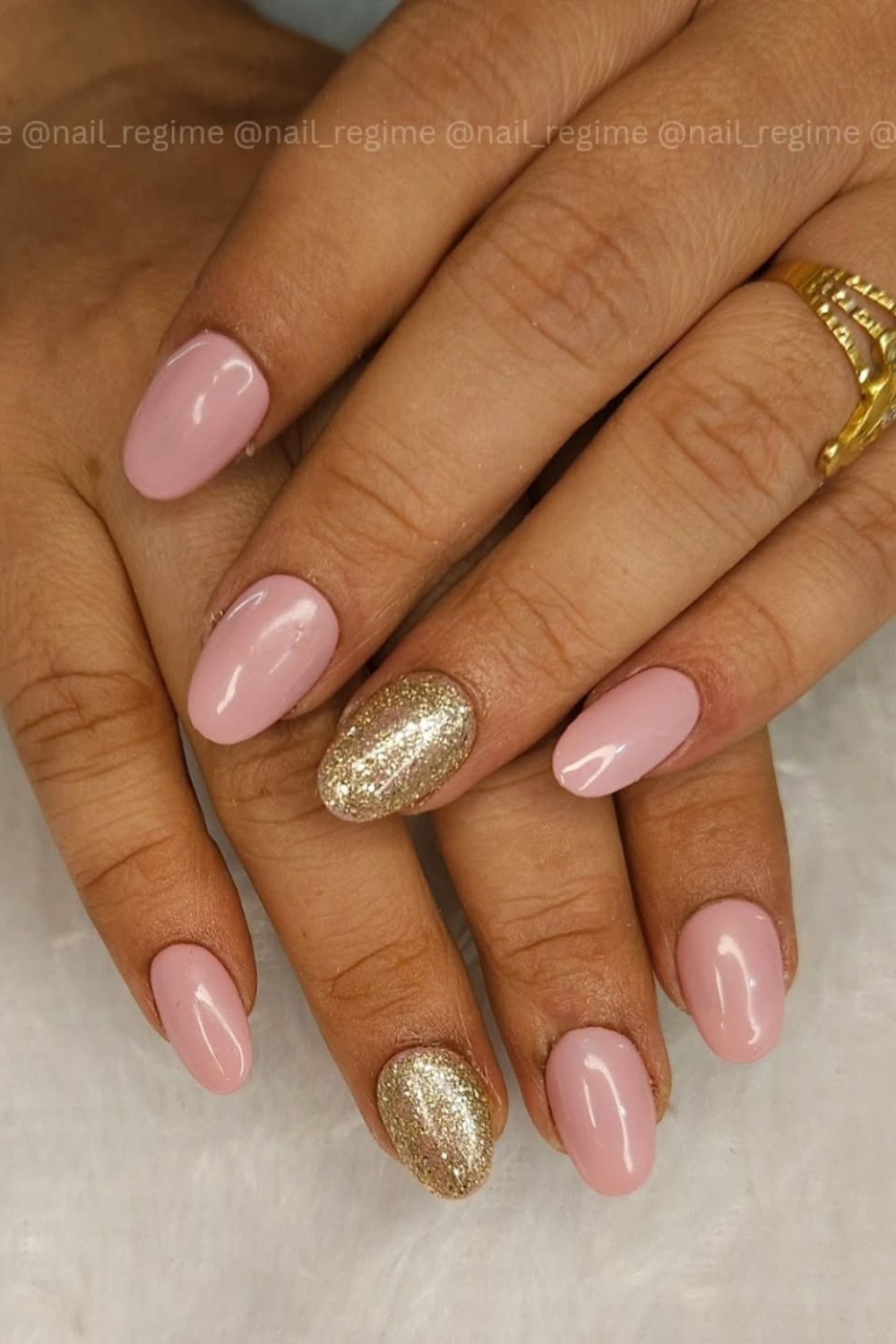 Glitter Accent Almonds