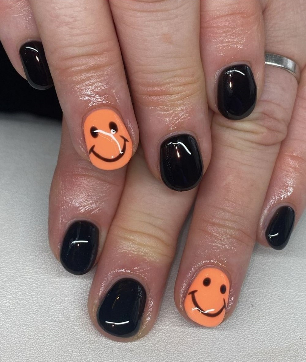 Black and Orange Pop