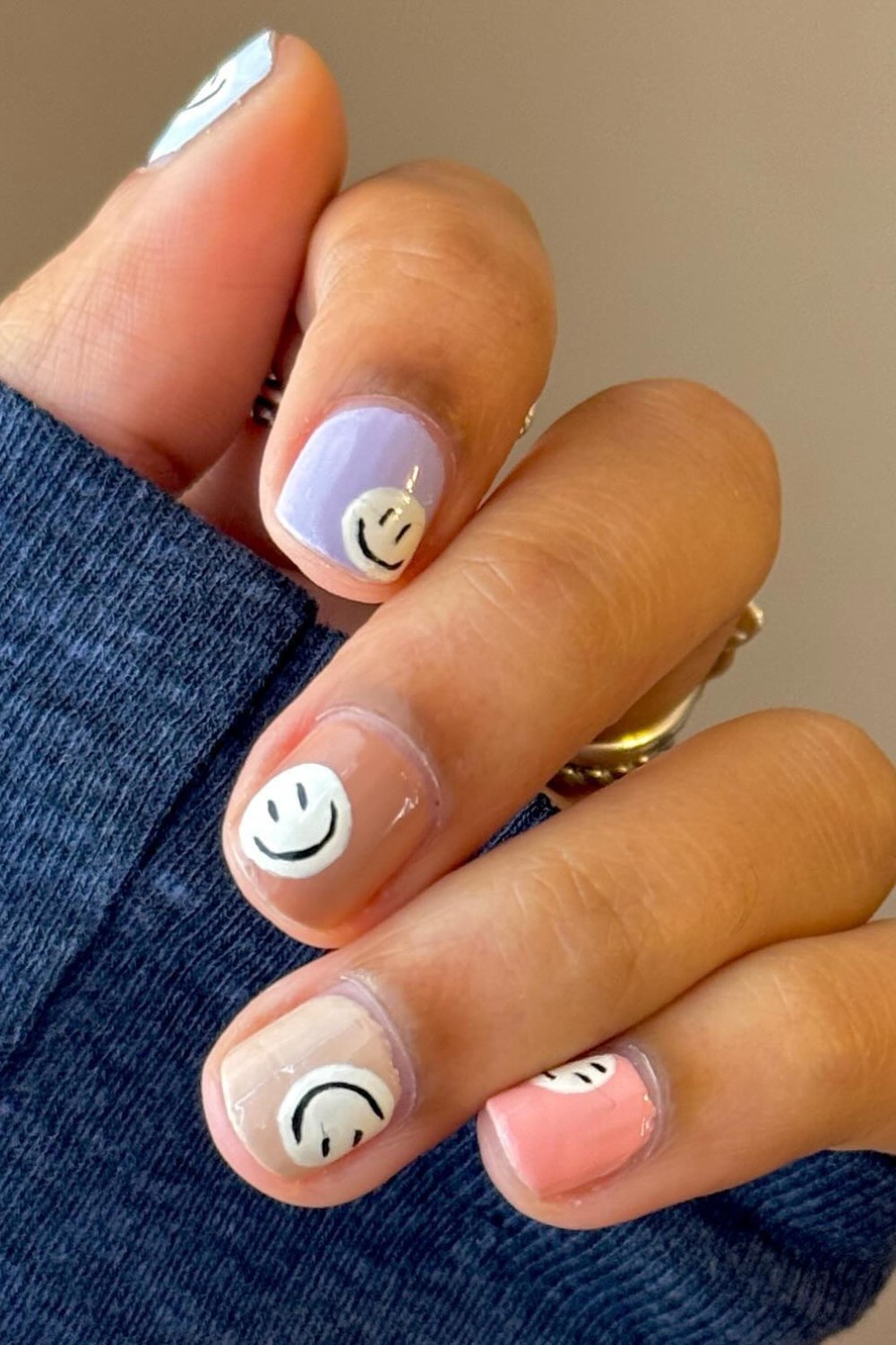 Minimalist Happy Vibes