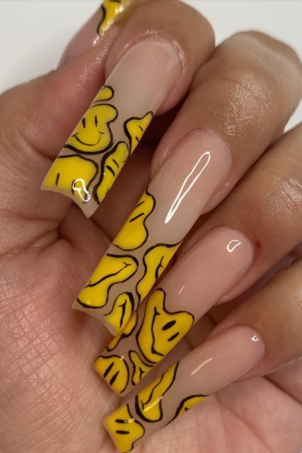 Sunshine Yellow Pattern